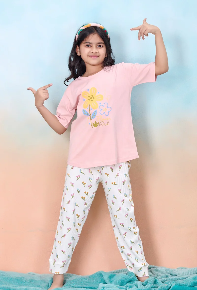 أرتيميا طقم بيجاما قطعتين بطبعة زهور للبنات